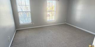 Charming 3BR Townhome in Sought-After Harrisburg Town Center Gallery 17