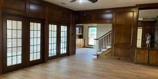 Beautiful Town South 4BR/4BA Gallery 9