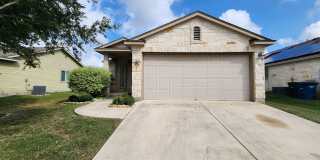 3 Bedroom in Avery Park / Fridge, Washer & Dryer Included / Covered Patio / Fenced in Yard / CISD Gallery 1