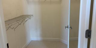 17 CLAY LODGE Lane Gallery 29