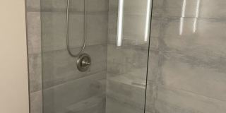 Modern Three Level 2 Bedroom/2 Bath Condo Loft Available Now! Gallery 10