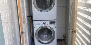 515 NE 38th St Gallery 19