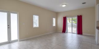 2 Abaco Road Gallery 4