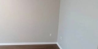 **LESS than 10 minute Drive from Fort Knox** Gallery 53