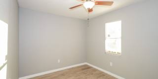 1705 East Lambright Street North Gallery 11