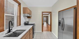 7324 S Maplewood Avenue Gallery 5