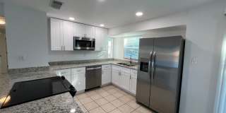 Updated 3-Bedroom Home with Granite Kitchen & One-Car Garage Gallery 3