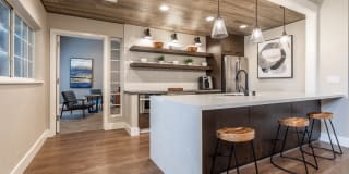 Huntington Park Gallery 13