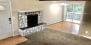 Spacious 3-Bedroom Living in Eagle River - 11614 Dawn St. Gallery 1