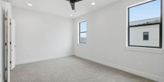 7940 Kennedy Hill Gallery 17