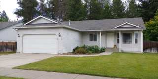 "Fully Furnished Single-level Home!" Gallery 1