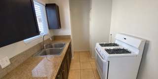 1 Bed + 1 Bath with Laundry On-site 1 Bed + 1 Bath with Laundry On-site Gallery 1