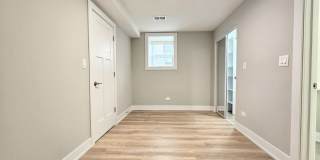 426 W Belden Ave Gallery 16