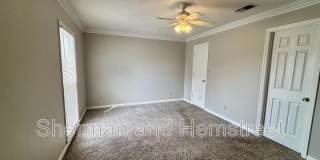 2139 Holt Street Gallery 9