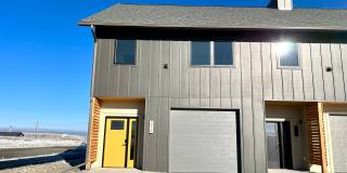 New, Pet Friendly, 2 bed 2 bath Townhouses! Gallery 1