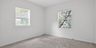 Simply Beautiful, Spacious 2 Bd/1Bth Condo on 50 acres of parklike setting w/ winding paths! Gallery 10