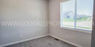 Beautiful Clive Home in Waukee Schools | Quartz Counters & 2-Car Garage Gallery 13