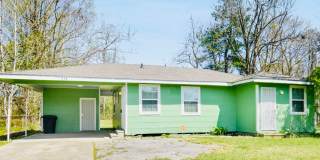 Newly Renovated 3 Bedroom 1 Bath Home Newly Renovated 3 Bedroom 1 Bath Home Gallery 1