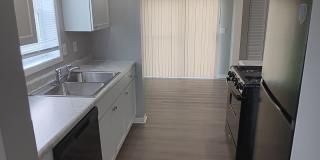 For Rent: 4-bedroom 2-bathroom single family home! AVAILABLE NOW Gallery 1