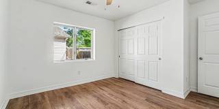 3 Bedroom 1 bath Duplex available in Loveland 3 Bedroom 1 bath Duplex available in Loveland Gallery 18