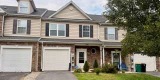 3 Bedroom Town House Gallery 1