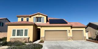 Solar Powered 4 Bedroom 3.5 Bath Sagewood Home with Private Casita & 3 Car Garage Gallery 1