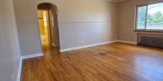 Lovely One Bedroom Apartment - Conveniently Located! Gallery 1