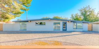 1017 E Bethany Home Rd Gallery 1