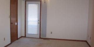 Two bedroom duplex in great location! Gallery 7