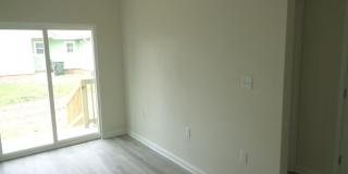 1202 W 11 Street Gallery 24