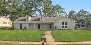 STUNNING REMODEL IN SPRING LAKE ESTATES Gallery 1