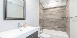 3406 W Commissioner St Gallery 1