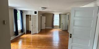 3 BR/ 2BA Central Gardens Bungalow Gallery 17