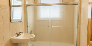 Charming 3 Bedroom Charming 3 Bedroom Gallery 3