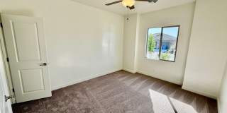 Beautiful 4-BR Home in Sunbrook Community Gallery 26