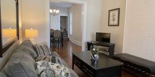 725 Grace Street Gallery 1