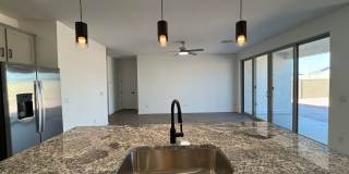 LIKE NEW HOME IN PEORIA Gallery 31