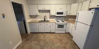813 S Grosvenor Ct Gallery 12