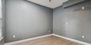 6810 N NAVIN AVENUE Gallery 68