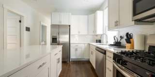 2252 N Lawndale Ave Gallery 11