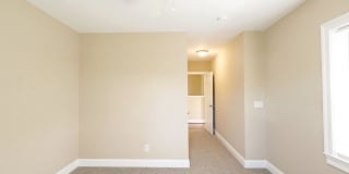 Charming Move-in Ready Downtown Home With Updates Charming Move-in Ready Downtown Home With Updates Gallery 20