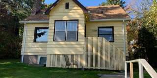Duluth, MN - 4 bedroom - 2 bathroom Gallery 1