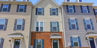 Luxury 3B/2.5B Townhome Just Steps from Downtown West Chester Gallery 1