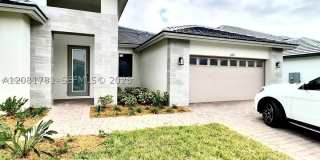 4261 SW 178th Ave 4261 SW 178th Ave Gallery 1