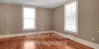 522 Perry Avenue Gallery 17