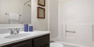 The Woods of Burnsville Gallery 32