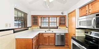 3-Bedroom, 2 Bath Single Family for Rent in Cincinnati, OH | Attached Garage & Nice Large yard Gallery 6