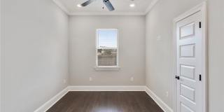 2129 DUMAINE Street Gallery 8