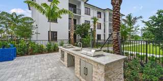 Edera Palm Springs Gallery 23