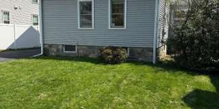 28 Hobbie Street Gallery 12